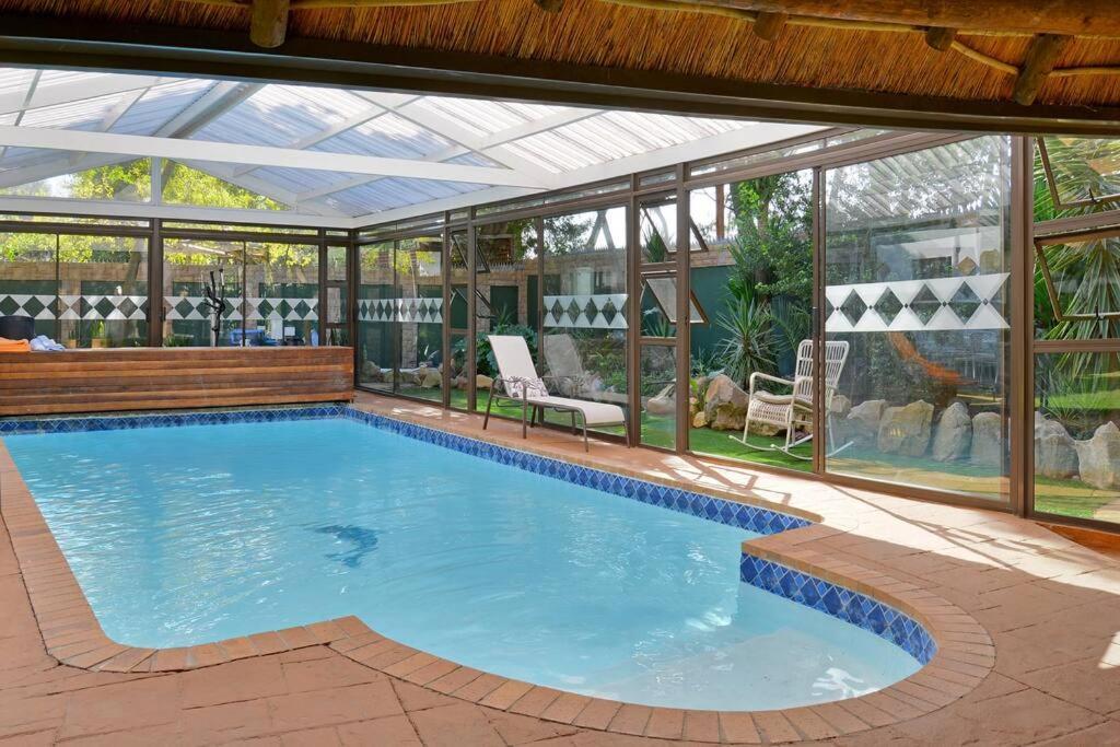 Mawethu Peaceful Garden With Covered Pool And Braai Area Ciudad del Cabo Exterior foto
